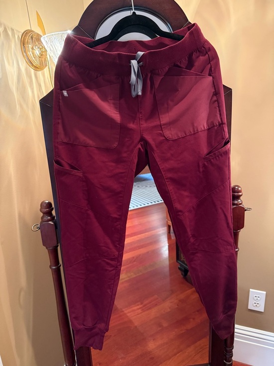 Figs Pants - Women’s Figs Burgundy Jogger Pants with Utility Pockets